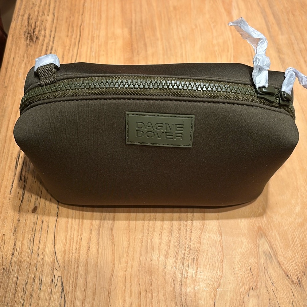 Unused Dagne Dover small toiletry bag